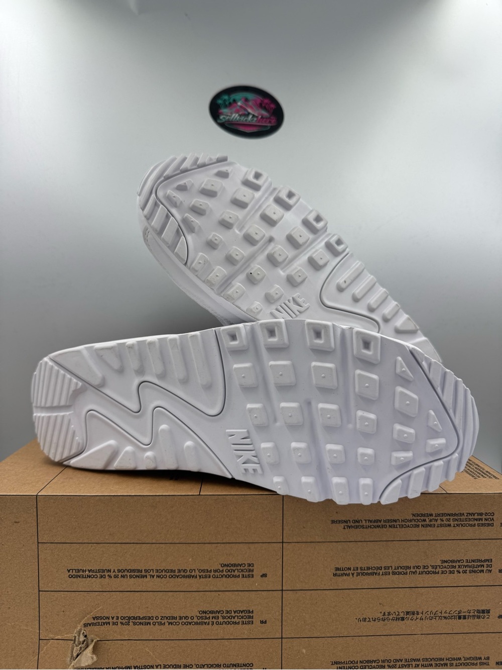 Nike Air Max 90 White Black BRAND NEW Size 10 Women - Picture 7 of 8